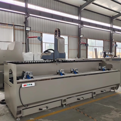 2500mm máquina de fresado de perforación CNC automática de cortina de pared y puerta de aluminio de procesamiento de ventanas de fabricación