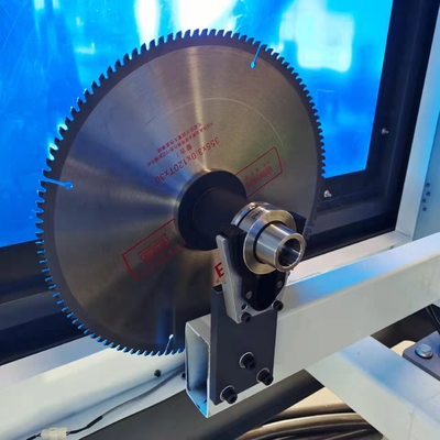 6500mm Perfil de aluminio 5 Aixs Centro de mecanizado CNC con alta velocidad HSK63F Tipo de cambio automático de herramientas