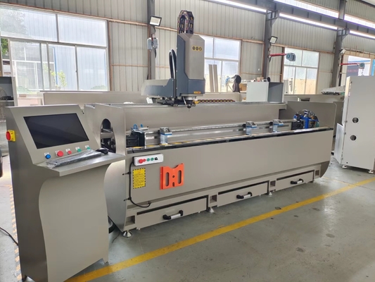 3 Ejes Cnc de aluminio máquina de enrutamiento CNC -90 grados para la puerta de la ventana