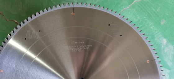 500 mm 550 mm 600 mm Accesorios para máquinas de puertas de ventanas Pcd Saw Blade TCT
