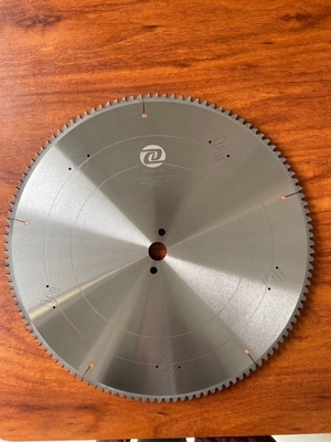 500 mm 550 mm 600 mm Accesorios para máquinas de puertas de ventanas Pcd Saw Blade TCT