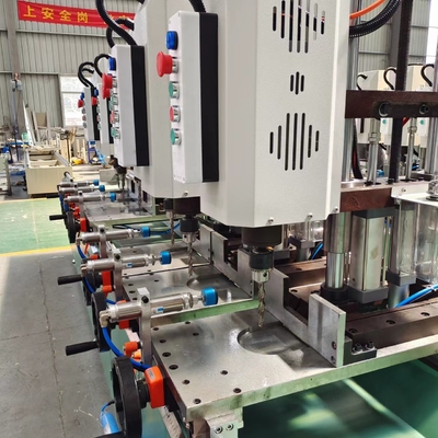 Máquina de perforación automática de alta eficiencia de combinación de múltiples cabezas para aluminio