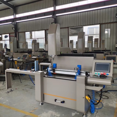 800 mm Aluminio y PVC UPVC Router de copia CNC de cabeza única para perforación, fresado y chanfrado