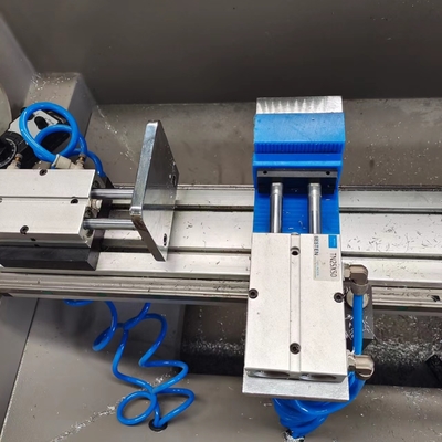 1.5m Máquina de fresado de perforación CNC de aluminio utilizada para el marco de la ventana de aluminio