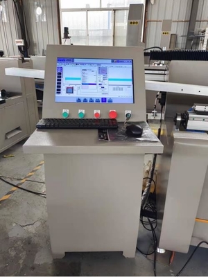 máquina de la puerta de la ventana de aluminio de 3200m m para los agujeros que muelen de perforación del CNC con la función del ATC