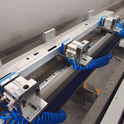 3000 mm 3200 mm Máquina de perforación de doble cabeza de fresado máquina de perforado CNC para la pared de cortina de aluminio
