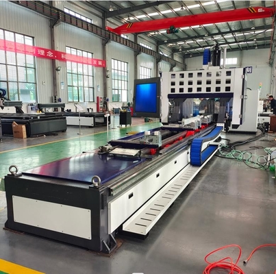 Centro de mecanizado de 5 ejes CNC de aluminio Máquina de perforación y corte CNC con hoja de sierra de 300 mm