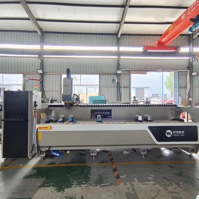 Centro de mecanizado CNC de aluminio de 3 ejes con mesa de trabajo que puede girar de +90° a -90°