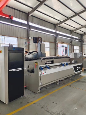 Centro de mecanizado CNC 380V/50HZ con 3,2m de longitud de procesamiento a la venta