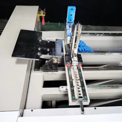 Centro de mecanización de aluminio horizontal del CNC de 4 AXIS para la perforación de aluminio del perfil y el moler