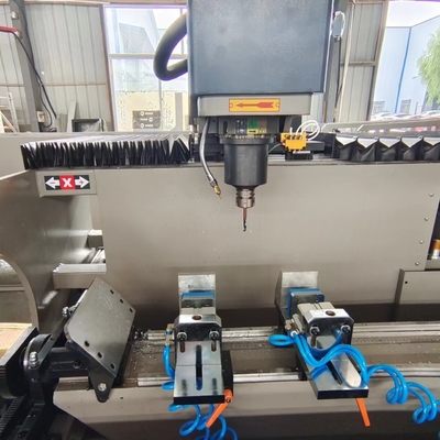 Mecanización de aluminio del CNC del perfil del Atc centro el CNC que procesa centros