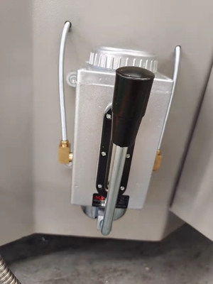 Profile de aluminio Corner Crimping Machines Corner Automático Combinando función de la posición delantera hacia arriba y hacia abajo fácil de despegar