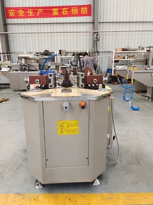 Profile de aluminio Corner Crimping Machines Corner Automático Combinando función de la posición delantera hacia arriba y hacia abajo fácil de despegar