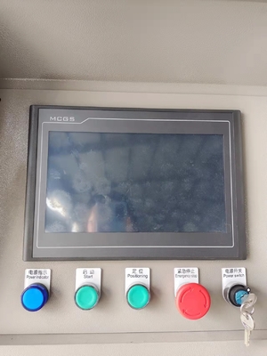 Máquina de fresado de extremo CNC