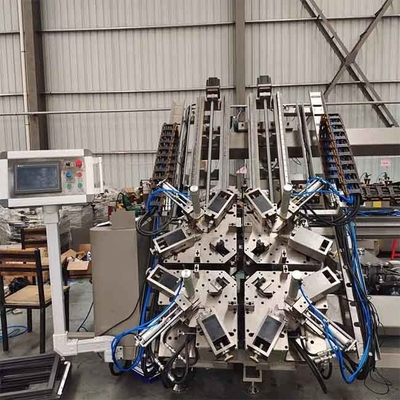 4 Cabeza de la máquina CNC para el ajuste de esquinas de puertas y máquinas de aluminio