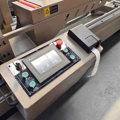 Máquina de sierra de mitra de doble cabeza totalmente automática para la fabricación de puertas de ventanas